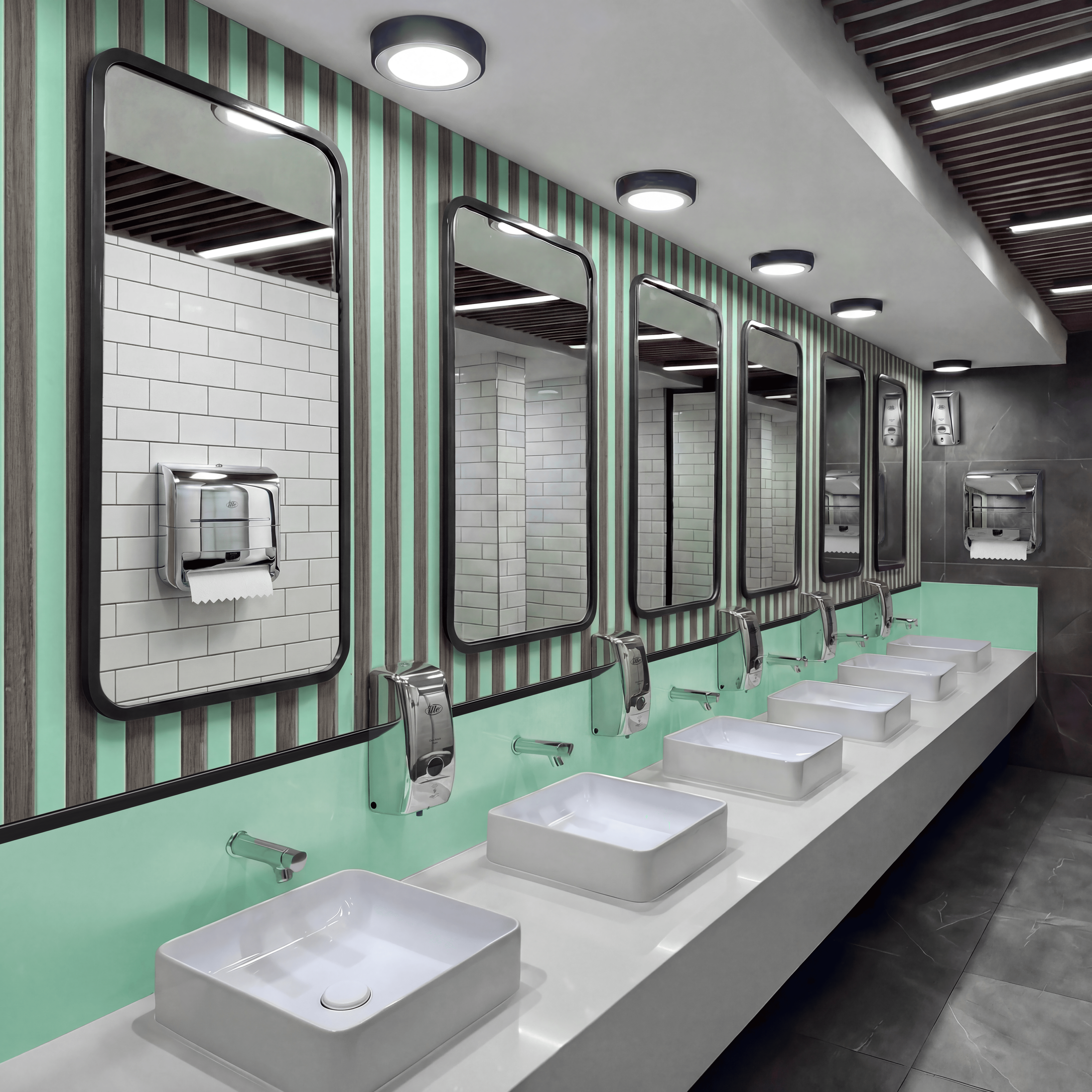 Paper Jack und Clean Attack in weiß hängen in einem Waschraum