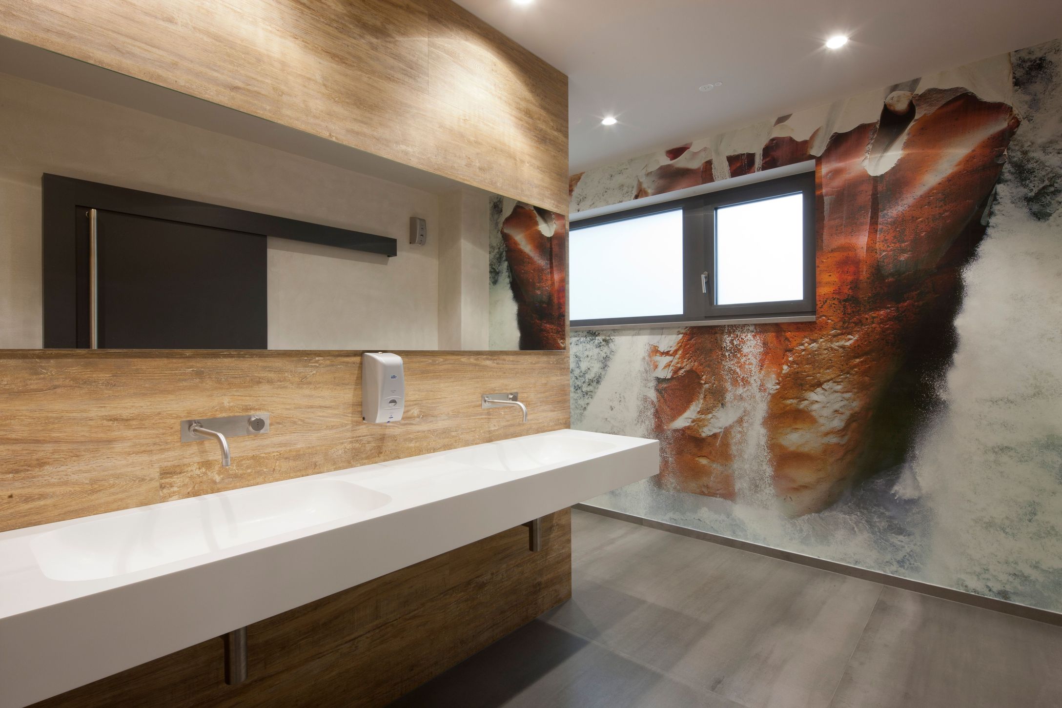 Selected Ille products in stainless steel look